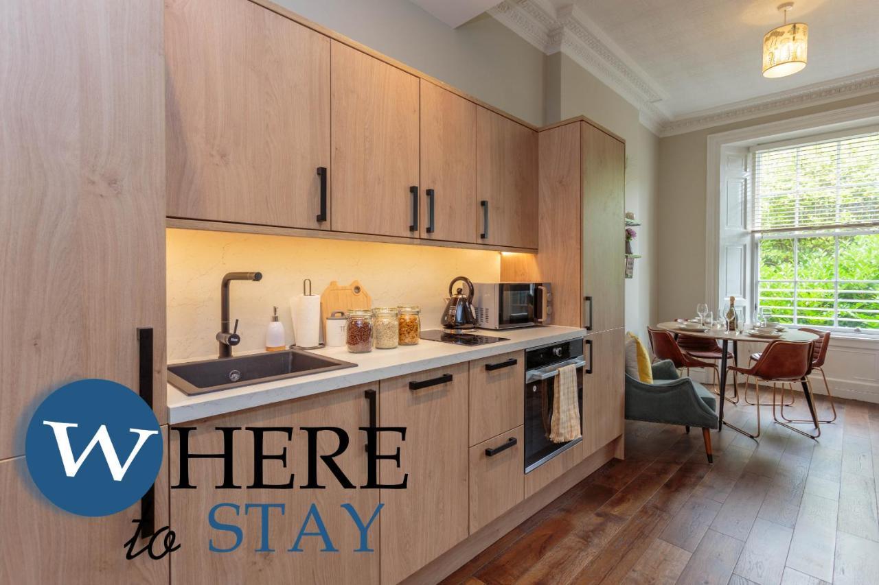 Stylish 2Bed Apartment Underneath Edinburgh Castle Exterior foto